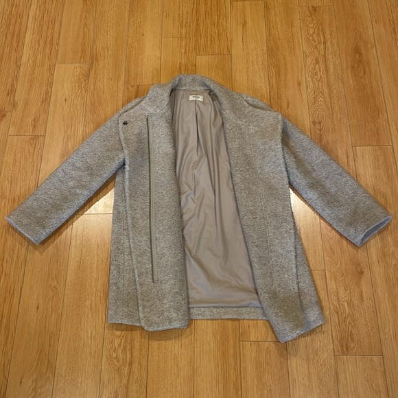 Marine Layer Stephanie Cocoon Coat in Sand Wool Blend - Picture 2 of 4